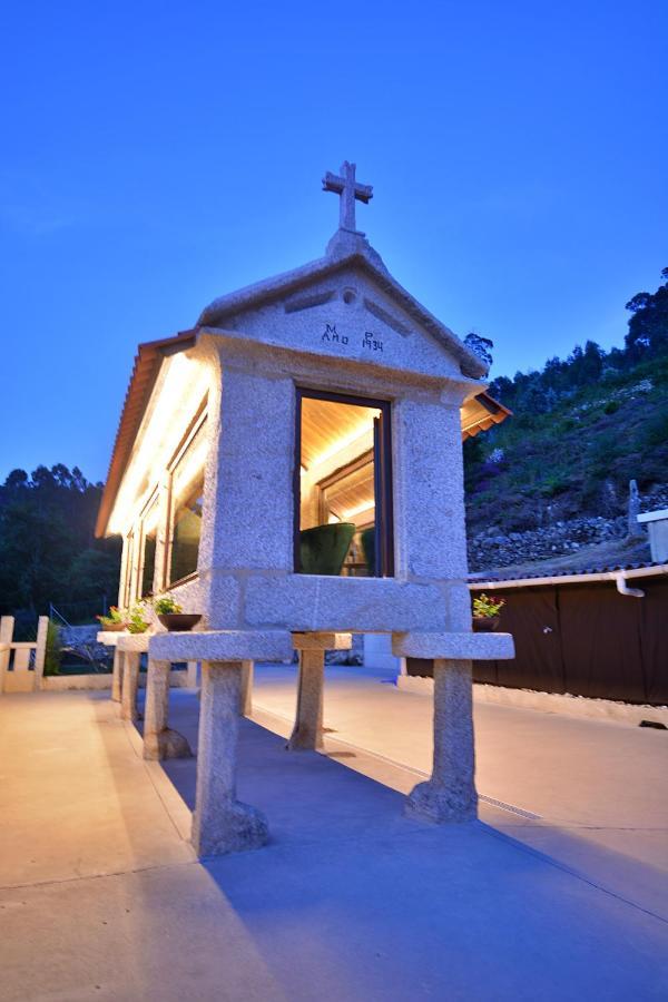 Galihost - A Casa Das Barreiras Meis Exterior photo